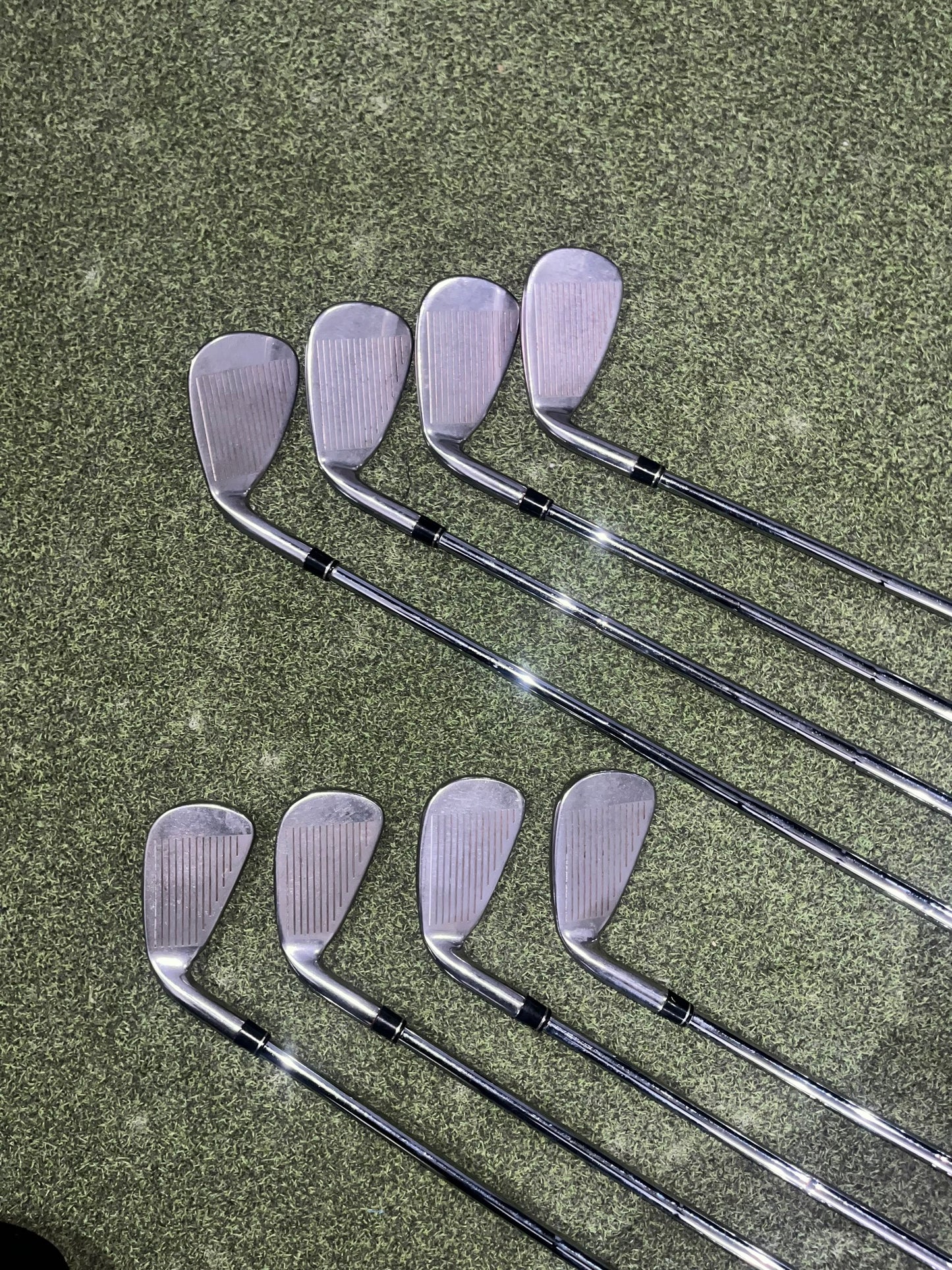 USED TAYLORMADE AREOBURNER IRON SET 4-SW STIFF FLEX RH